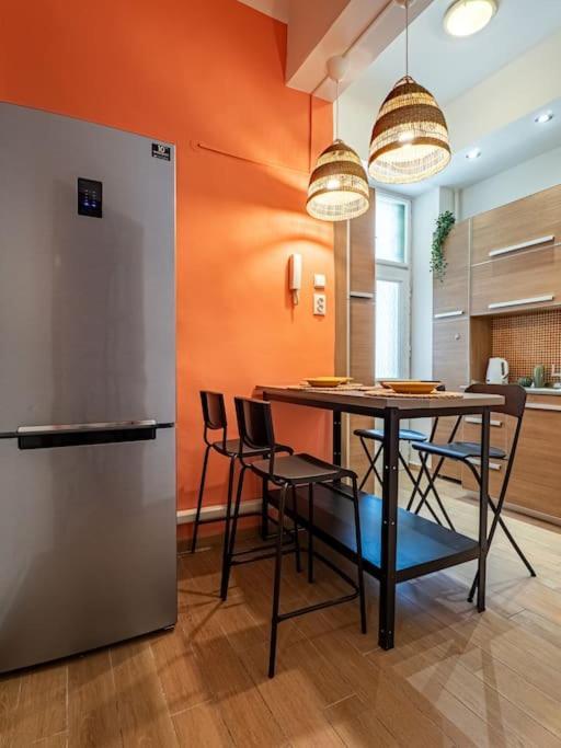 Mexicopo Apartment With Garage ブダペスト エクステリア 写真