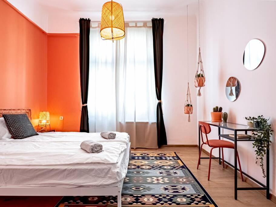 Mexicopo Apartment With Garage ブダペスト エクステリア 写真